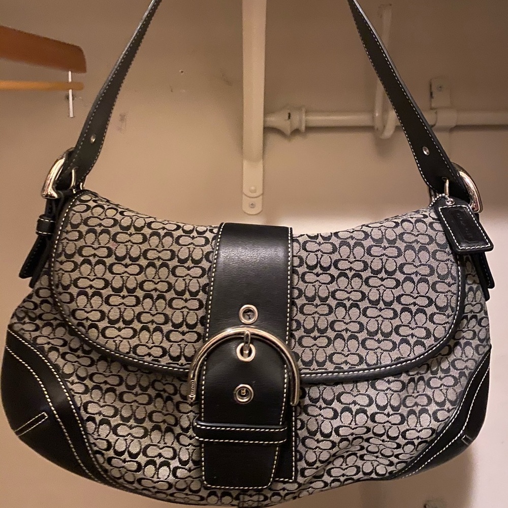 COPY - did NOT sell! Like New Coach Purse!
